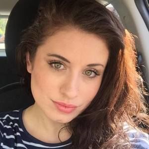 Meet your Posher, Mallory